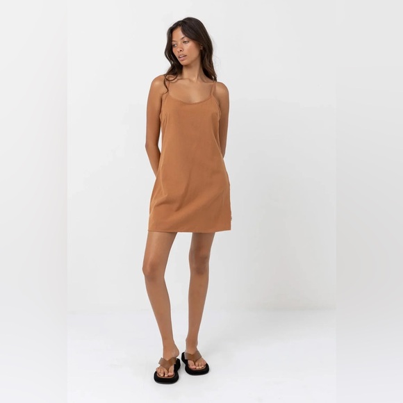 RHYTHM. CLASSIC SLIP DRESS - linen mini dress - CARAMEL - Picture 2 of 11